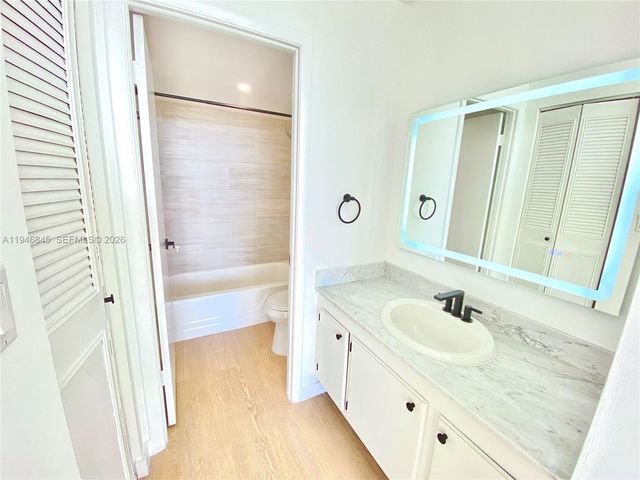 1200 NE Miami Gardens Dr 1020W, Miami, FL 33179