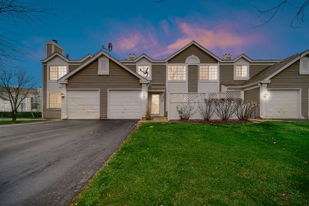 439 Valley Forge Court, Aurora, IL 60504