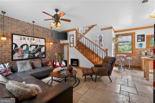625 Willeo Road, Roswell, GA 30075