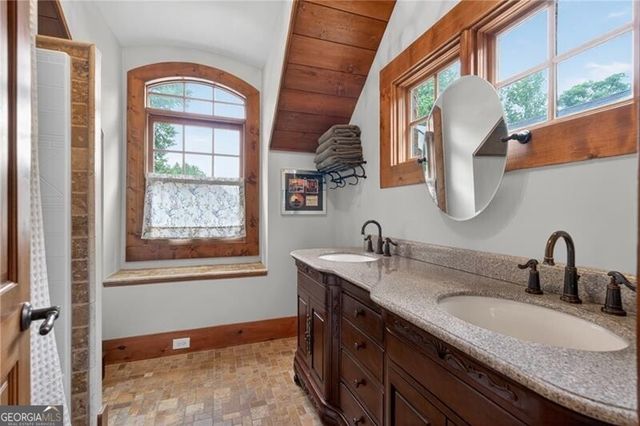 625 Willeo Road, Roswell, GA 30075