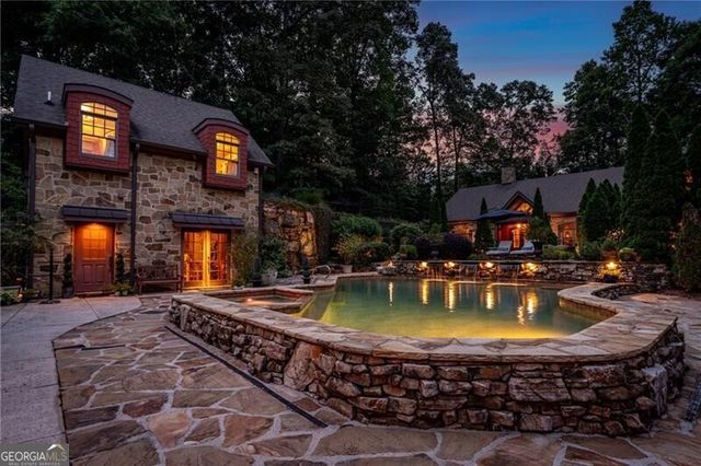 625 Willeo Road, Roswell, GA 30075