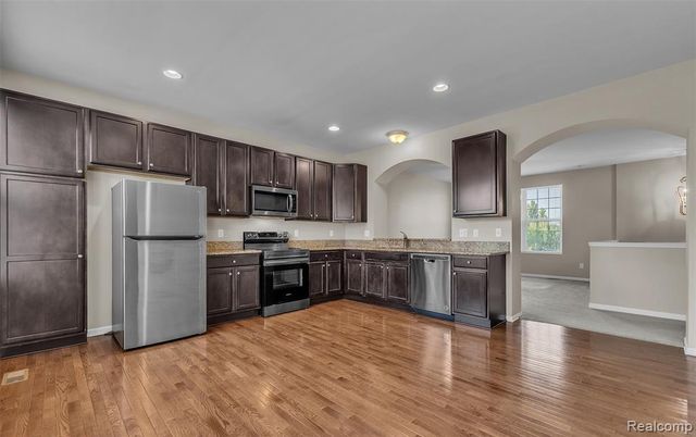 44656 Ellery Lane, Novi, MI 48377
