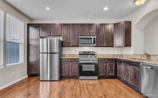 44656 Ellery Lane, Novi, MI 48377