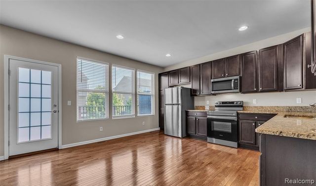 44656 Ellery Lane, Novi, MI 48377