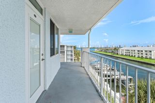108 Paradise Harbour Boulevard 502, North Palm Beach, FL 33408