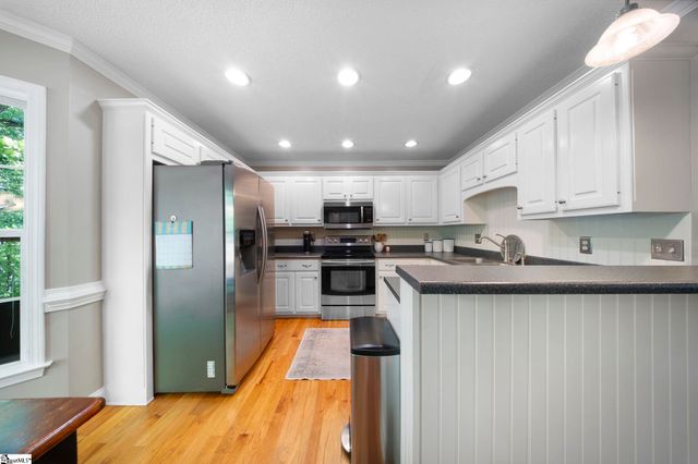 819 N Alderwood Road, Woodruff, SC 29388