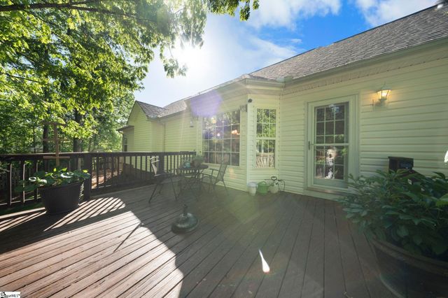 819 N Alderwood Road, Woodruff, SC 29388