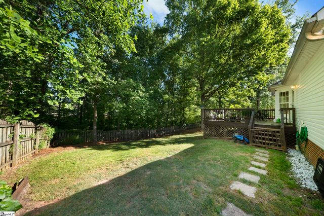 819 N Alderwood Road, Woodruff, SC 29388