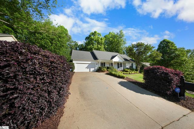 819 N Alderwood Road, Woodruff, SC 29388