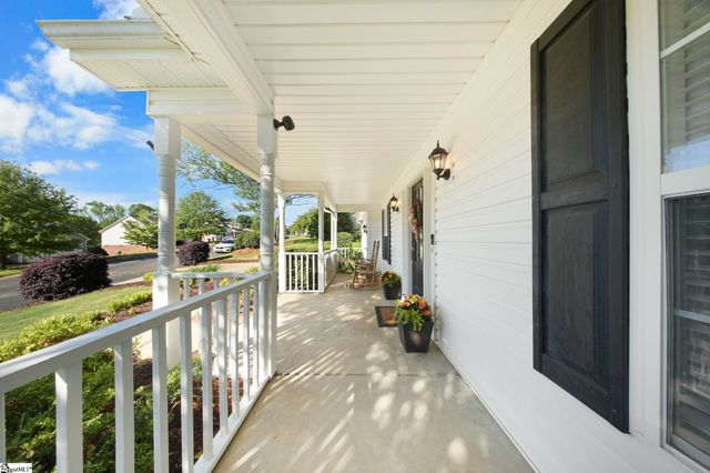 819 N Alderwood Road, Woodruff, SC 29388