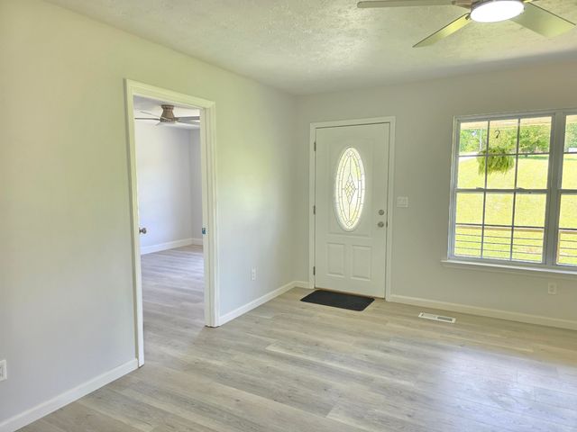 207 Millsap Road, Lafayette, GA 30728
