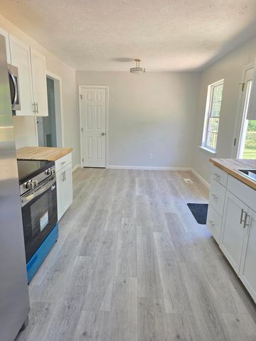 207 Millsap Road, Lafayette, GA 30728