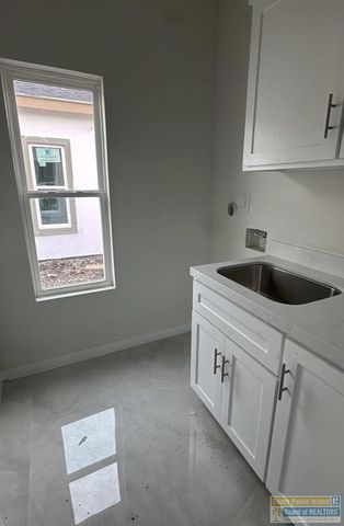 21120 Breedlove St., Harlingen, TX 78550