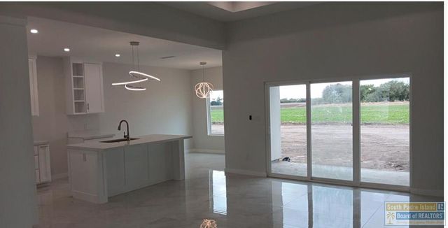 21120 Breedlove St., Harlingen, TX 78550