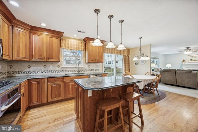 1008 CANTER CIR, New Hope, PA 18938
