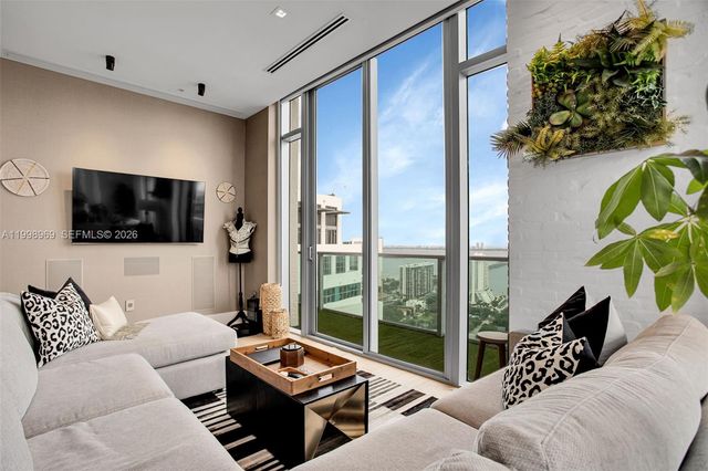 3301 NE 1st Ave PH-2, Miami, FL 33137