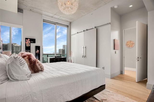 3301 NE 1st Ave PH-2, Miami, FL 33137