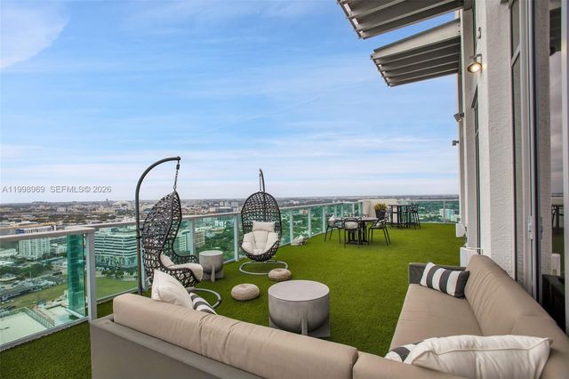 3301 NE 1st Ave PH-2, Miami, FL 33137