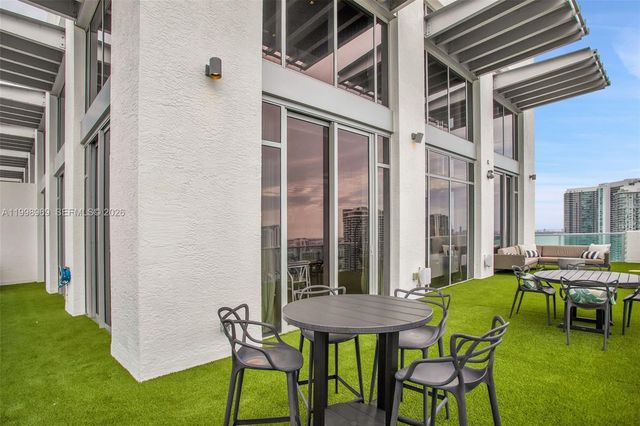 3301 NE 1st Ave PH-2, Miami, FL 33137