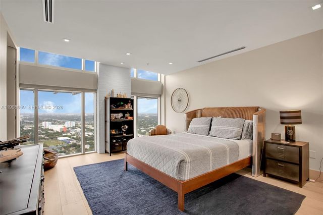 3301 NE 1st Ave PH-2, Miami, FL 33137