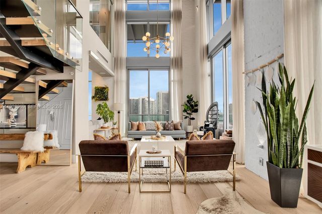 3301 NE 1st Ave PH-2, Miami, FL 33137