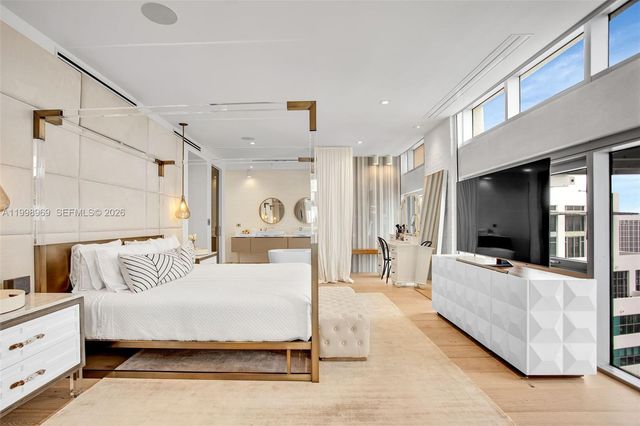 3301 NE 1st Ave PH-2, Miami, FL 33137