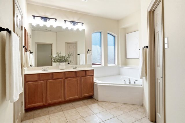 1821 Vintage Drive, Corinth, TX 76210