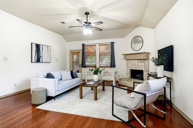 1821 Vintage Drive, Corinth, TX 76210