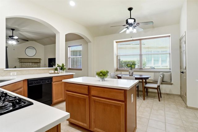 1821 Vintage Drive, Corinth, TX 76210