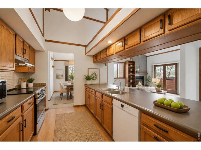 2275 E 129th Ave, Thornton, CO 80241