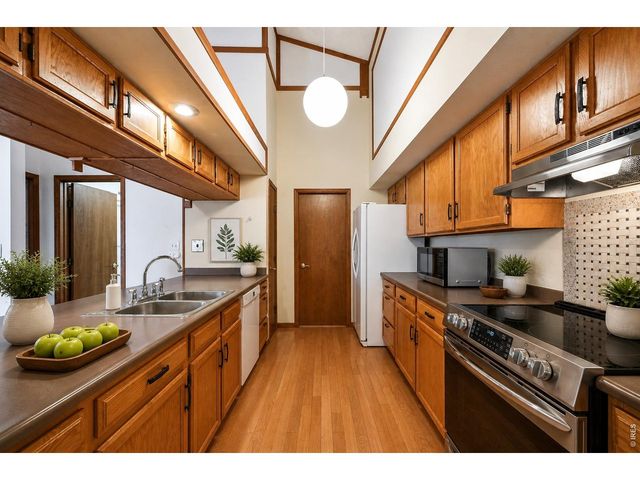 2275 E 129th Ave, Thornton, CO 80241