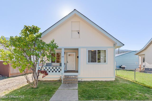 215 E Riverside AVE E, Kellogg, ID 83837 property photo