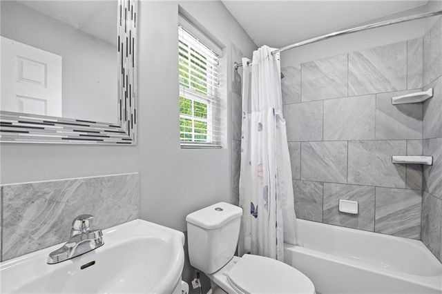 5108 E 39th Street, Kansas City, MO 64128