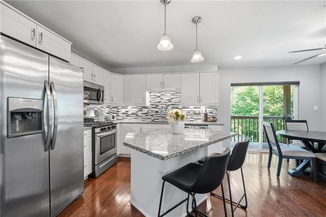 5108 E 39th Street, Kansas City, MO 64128