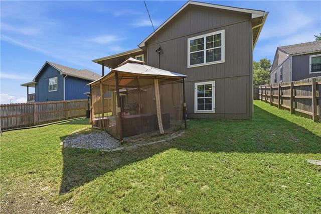 5108 E 39th Street, Kansas City, MO 64128