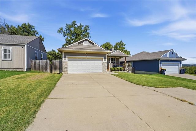 5108 E 39th Street, Kansas City, MO 64128