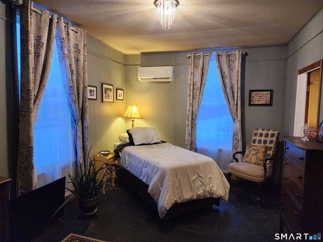 350 Hartford Pike, Killingly, CT 06241