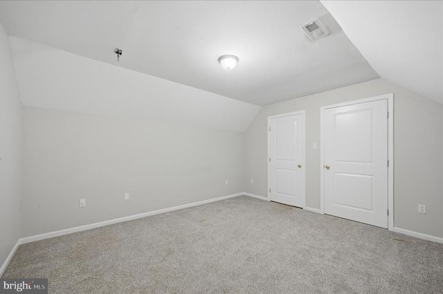 1220 LAKEVIEW DR, Cross Junction, VA 22625