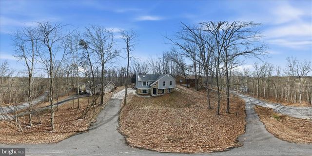 1220 LAKEVIEW DR, Cross Junction, VA 22625