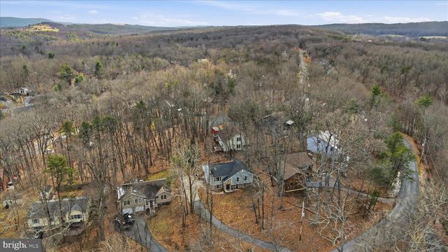 1220 LAKEVIEW DR, Cross Junction, VA 22625