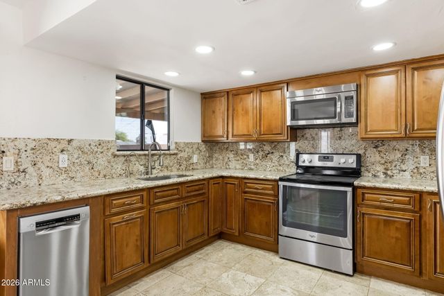 12833 N 22ND Street, Phoenix, AZ 85022