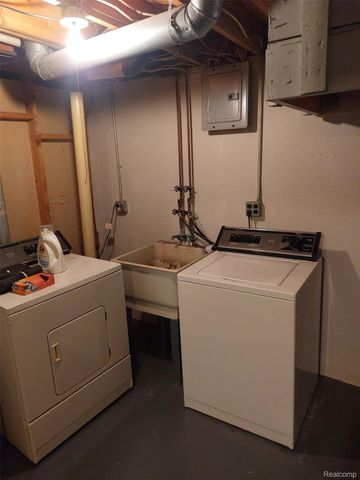 6907 Harvard Lane, Canton Charter Township, MI 48187