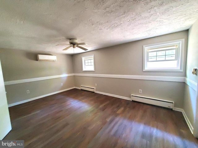 1122 CRESTVIEW DR, Annapolis, MD 21409