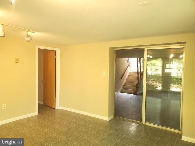 1122 CRESTVIEW DR, Annapolis, MD 21409