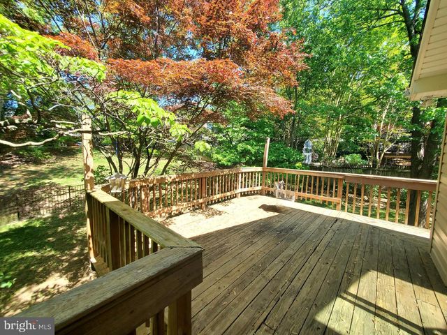 1122 CRESTVIEW DR, Annapolis, MD 21409