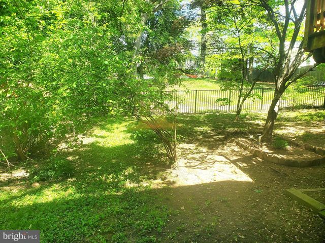 1122 CRESTVIEW DR, Annapolis, MD 21409