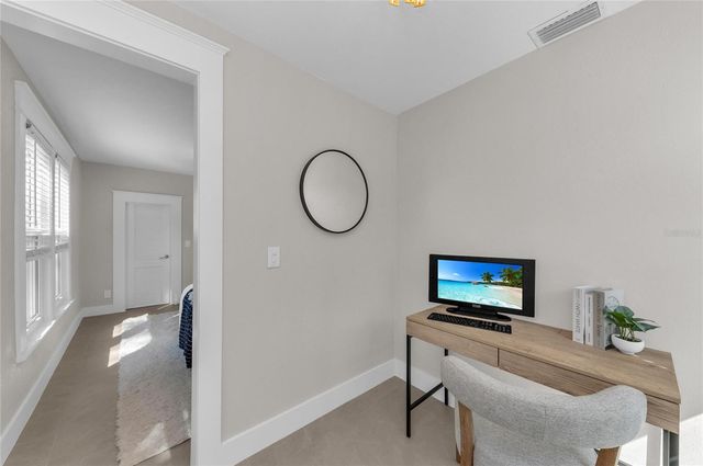 1611 HYDE PARK STREET, Sarasota, FL 34239