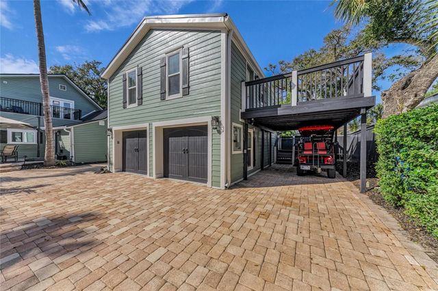 1611 HYDE PARK STREET, Sarasota, FL 34239