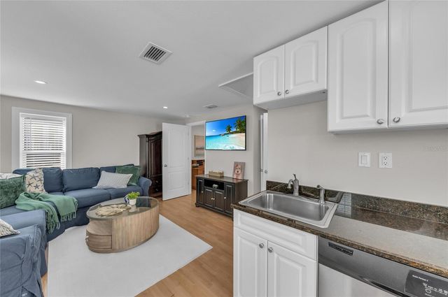 1611 HYDE PARK STREET, Sarasota, FL 34239