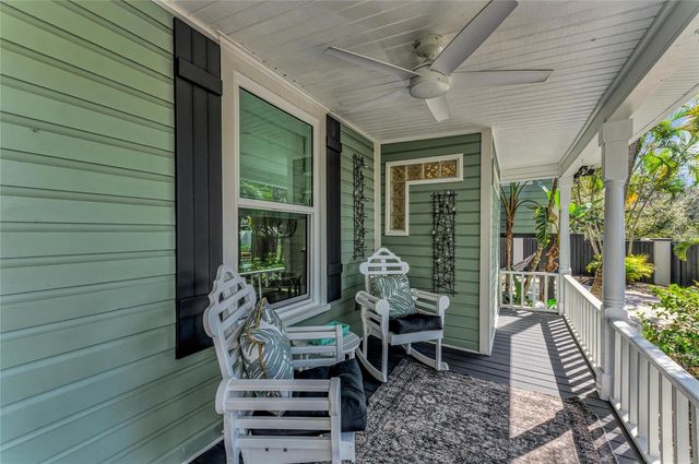 1611 HYDE PARK STREET, Sarasota, FL 34239